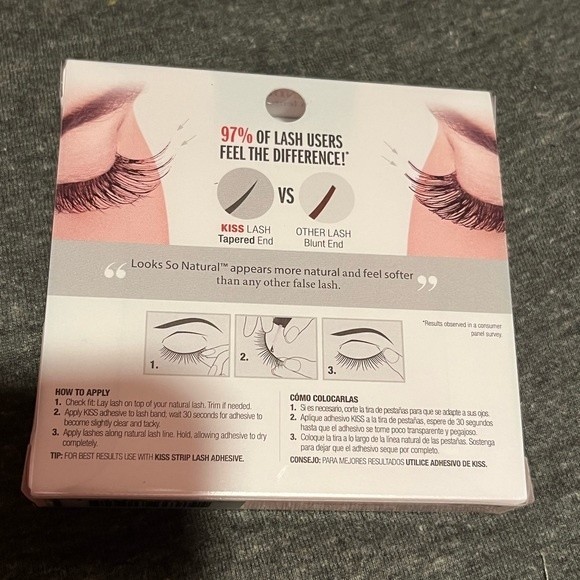 Kiss Natural Lashes in So Flirty - Picture 2 of 2